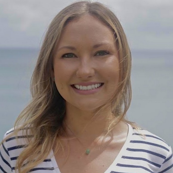 Meet your Posher, Leah - Picture 1 of 1